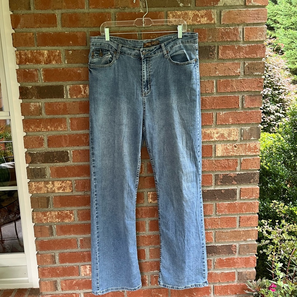 Miss Juli Jeans Boot Cut size 16 90’s Normcore Faded Comfy
